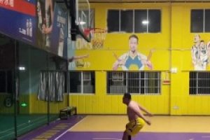 开头我以为他是 看完才知道竟是我自己